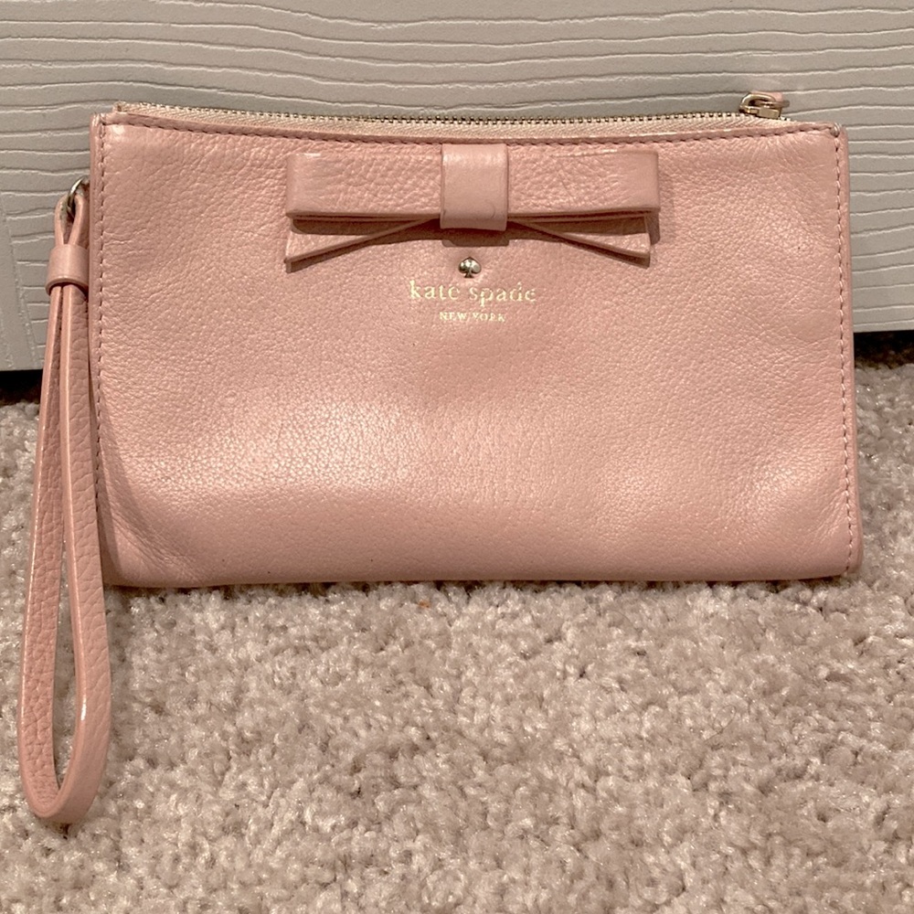 Pink Kate Spade 💯 Leather Wristlet